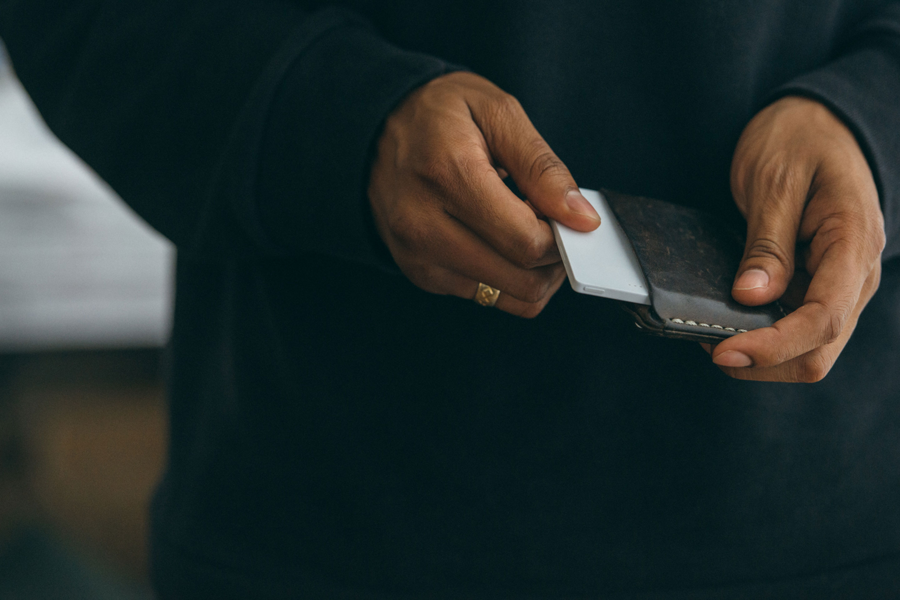 Light Phone — Earn Studios